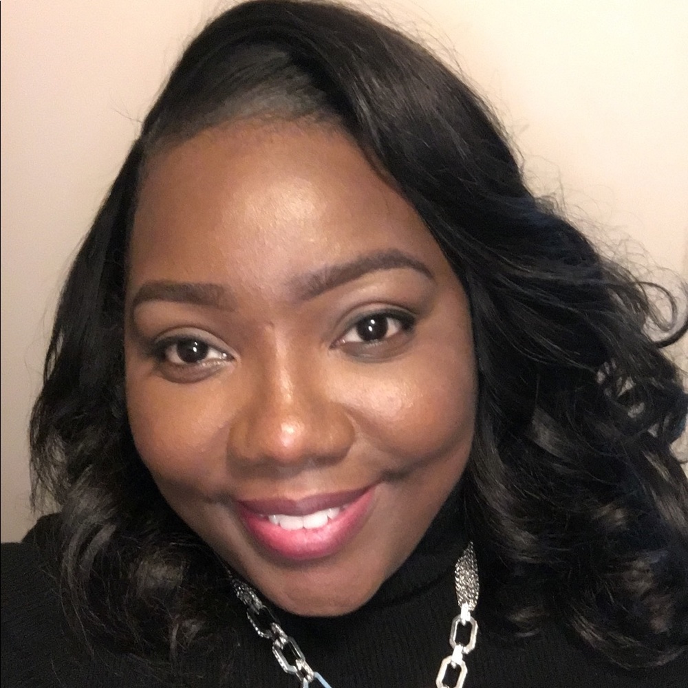 Meet your Posher, Rosalyn